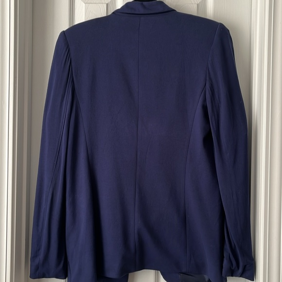 Forever 21 Relaxed Fit Blazer - Picture 2 of 2